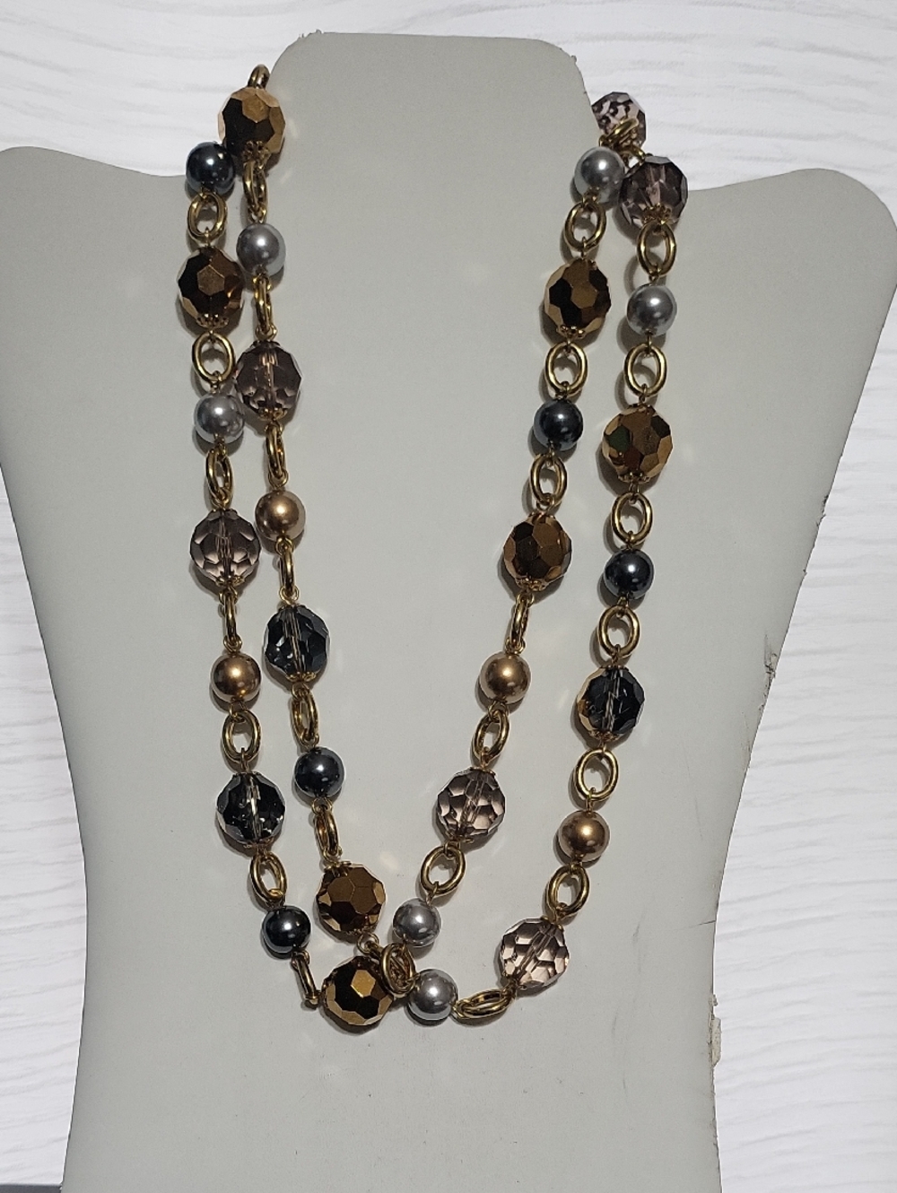 Elegant Gold Tone Necklace with Brown and Gray Beads